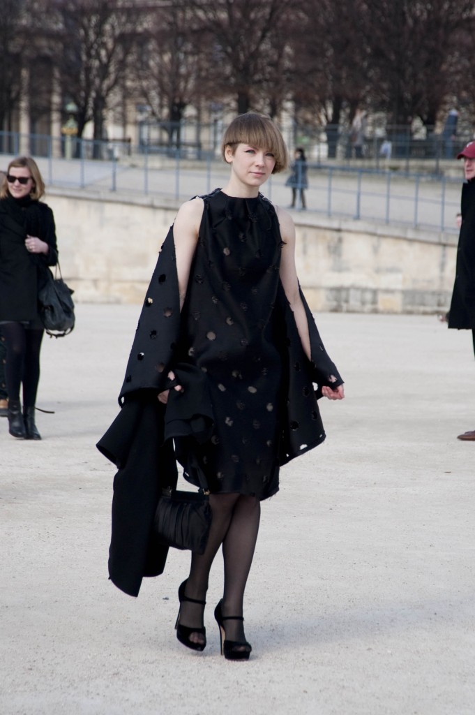 Hole Punch Dress, Viktor & Rolf Show Hole Punch Dress, Viktor & Rolf Show