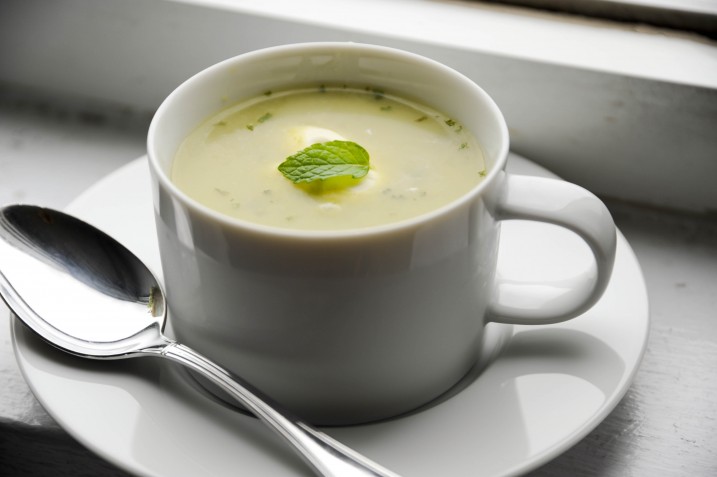 chilled-pea-and-mint-soup