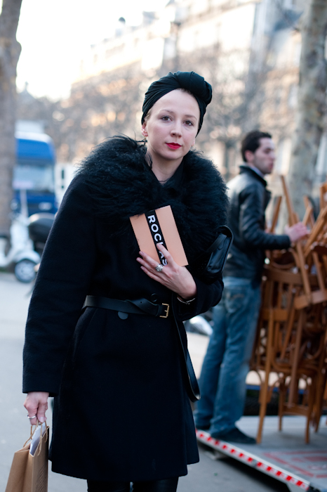 Girl With a Turban, Rochas