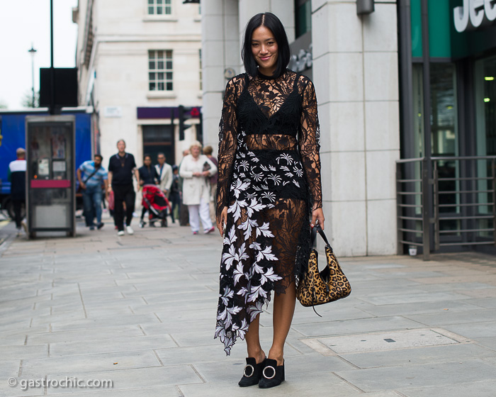 Tiffany Hsu at Erdem SS2017